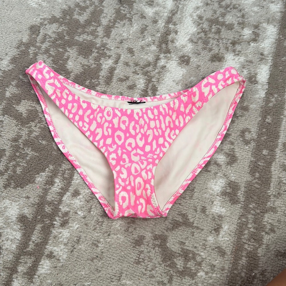 Triangl XS swim bottoms, full coverage, used